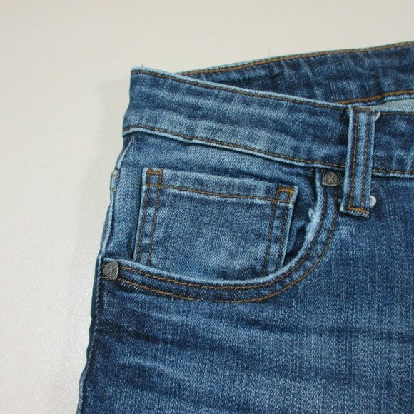 KFTK womens dark wash distressed rips strech frayed jean shorts 8 EUC - Picture 2 of 8